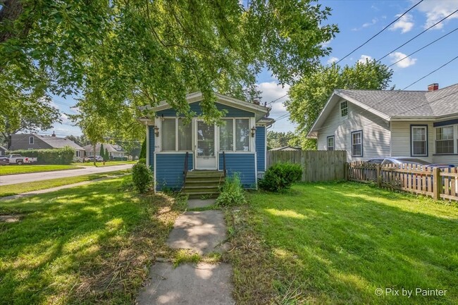 645 Slade Ave