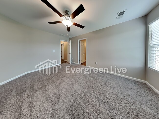 Photo - 150 Cottage Ln