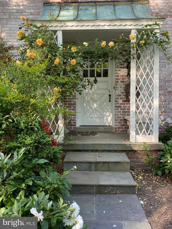 Photo - 5013 Brookdale Rd
