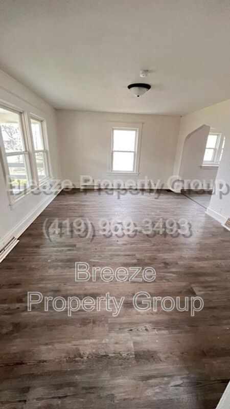 Photo - 1912 Greenwood Ave