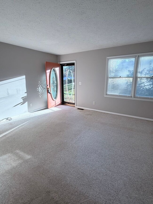 Photo - Spacious 3 Bed, 2 Bath Home in Arden With ...