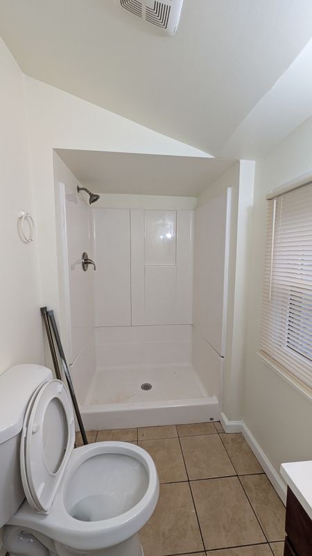 Photo - 20 1/2 Rock St