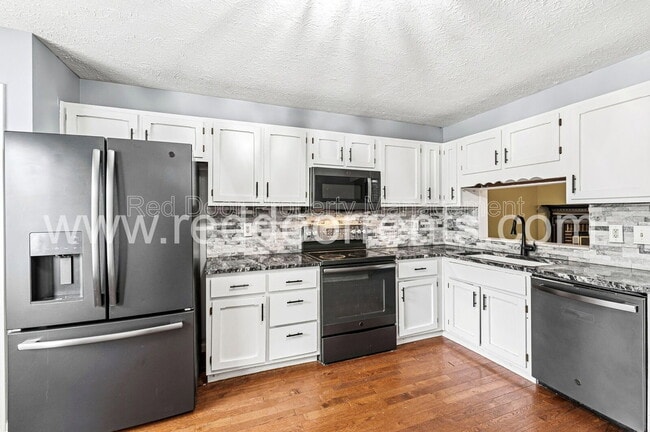 Photo - 7472 Blue Creek S Dr