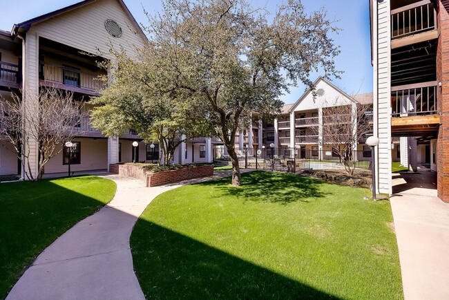 Photo - EL308 Unit EL308