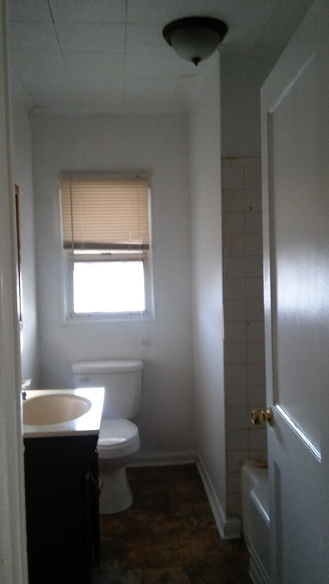 Photo - 3719 Saint Victor St