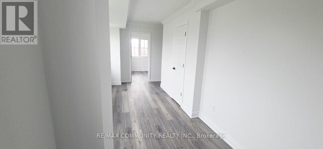 Photo - 50 Rockman Cres
