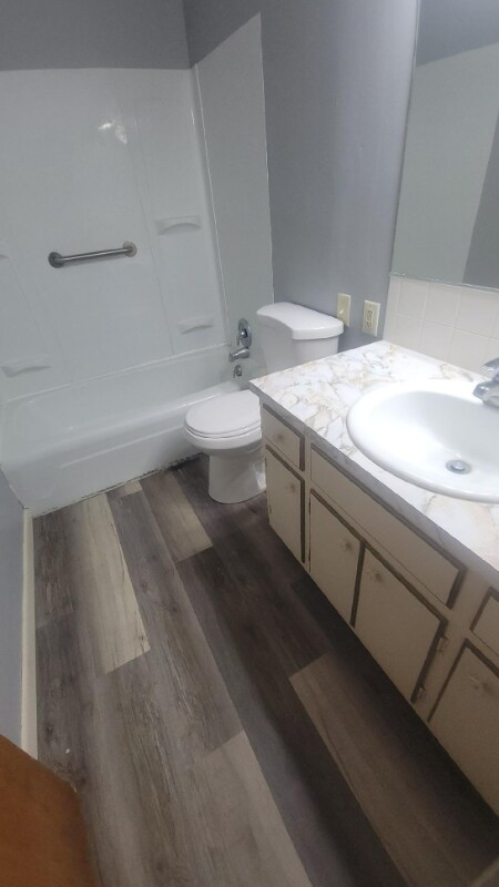 Photo - 828 E St Unidad 101