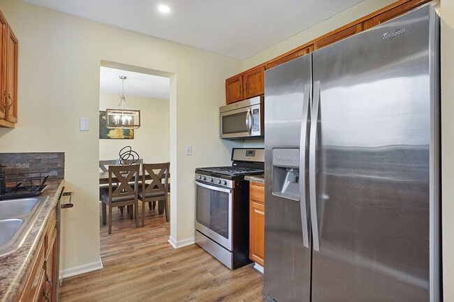 Photo - 303 Danbury Dr Unidad SI ID1285015P