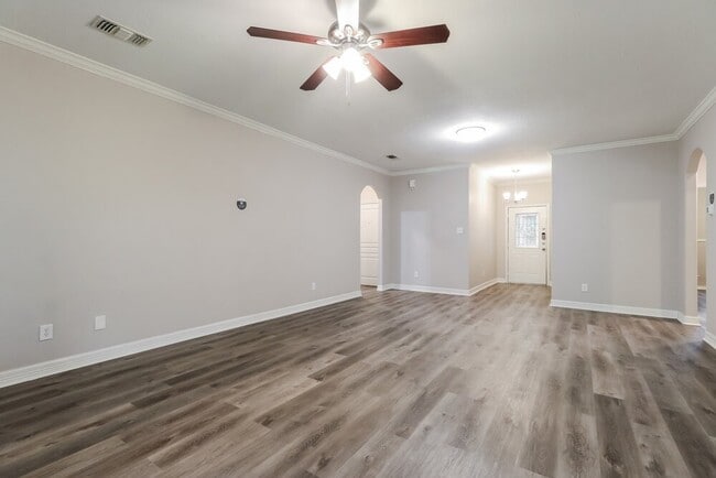 Photo - 606 Paradise Ln