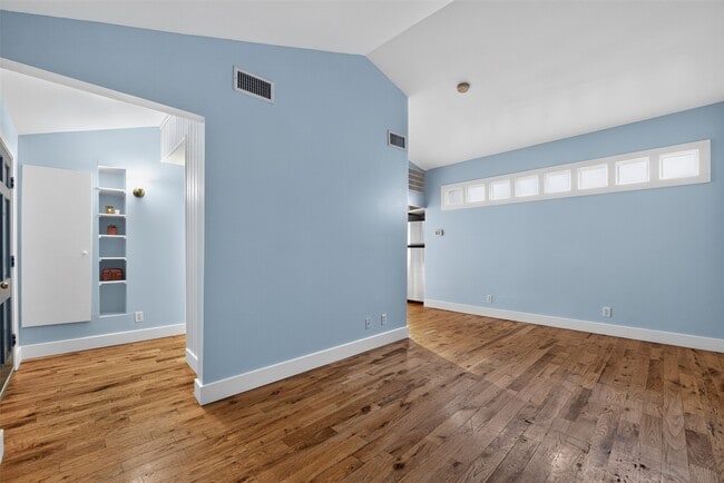 Photo - 2106 Van Buren St