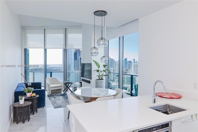 Photo - 501 NE 31st St Unit 4008