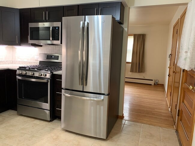 Building Photo - 4908 N Harlem Ave Unit 1E