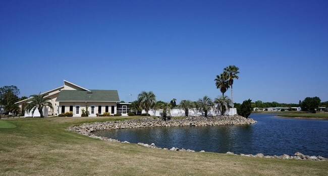 Photo - The Lakes at CountryWood Apartments
