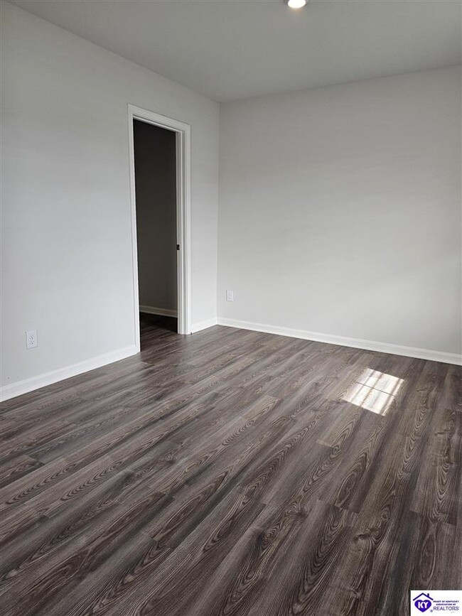 Photo - 601 Ashwood Ave