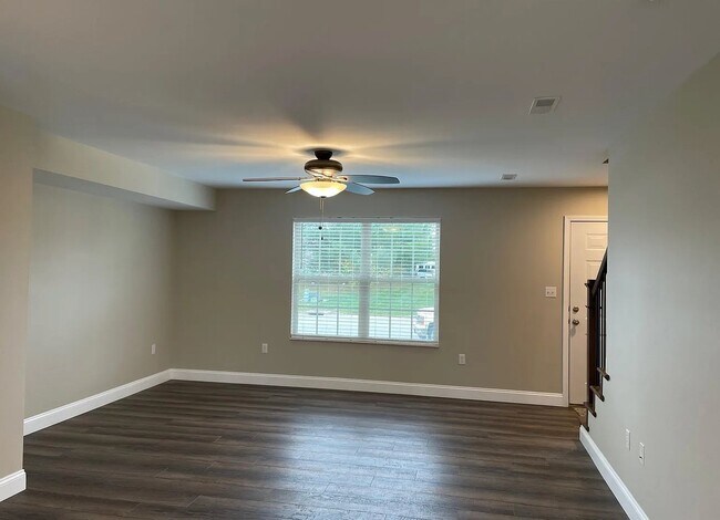 Photo - 225-235 Bradford Ln Unit 235