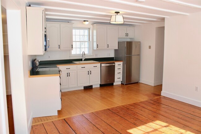 Photo - 45 Bakery Ln