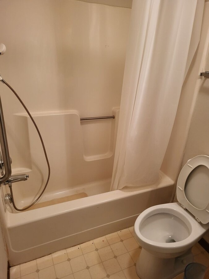 Photo - Country Plaza Apartments Unit 18