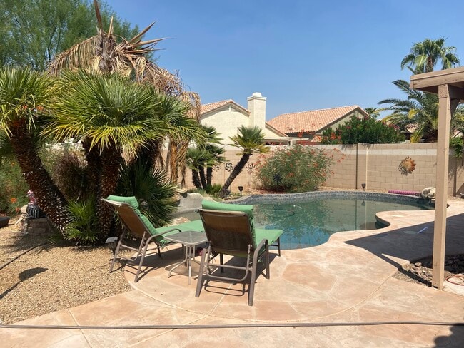 5 feet pool