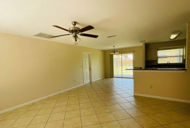 Photo - PORT CHARLOTTE ANNUAL RENTAL