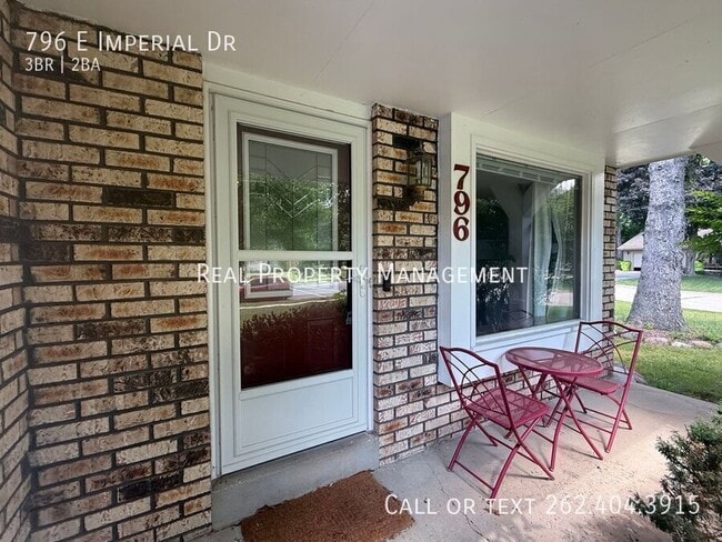 Photo - 796 E Imperial Dr