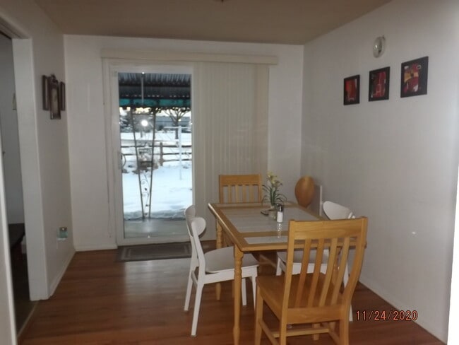 Shared dining room - 3285 Revere St Unit A