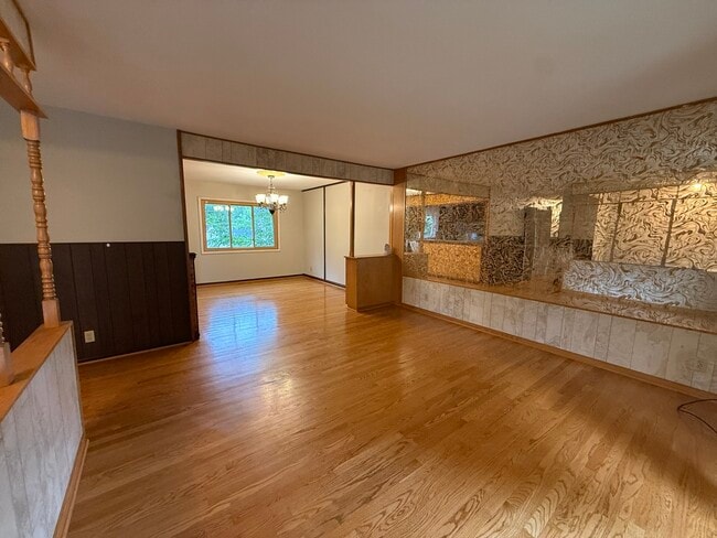 613 Newberry Dr
