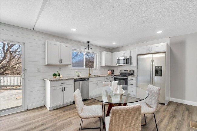 Photo - 11203 Sherwood Oak Ct