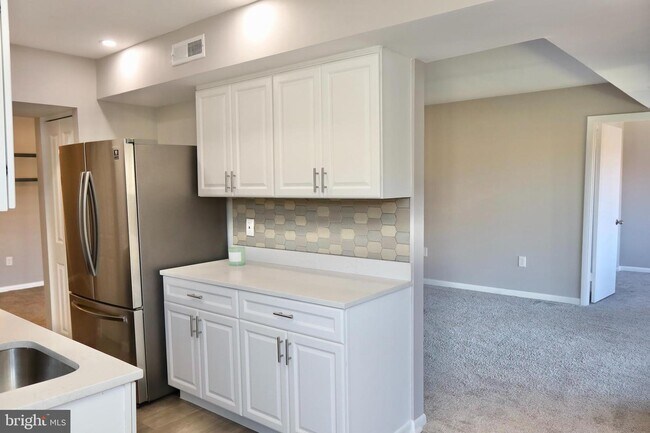 Photo - 7923 Mandan Rd Unit 303