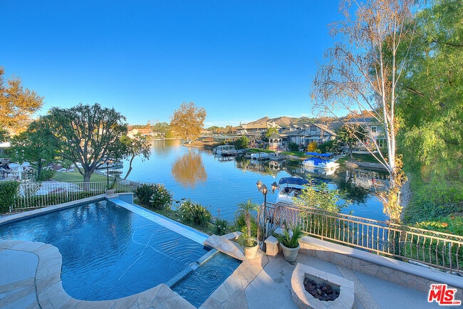 Photo - 3800 Weatherly Cir