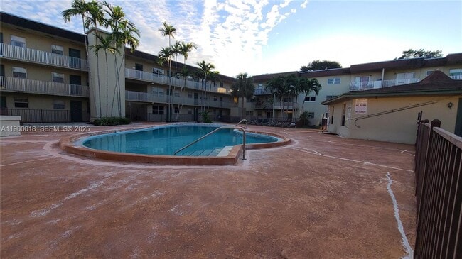 Photo - 7505 SW 82nd St Unit 218