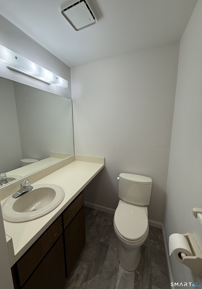 Photo - 7 Barrington Dr Unit A