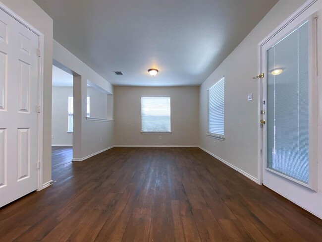Photo - 18000 Great Basin Ave