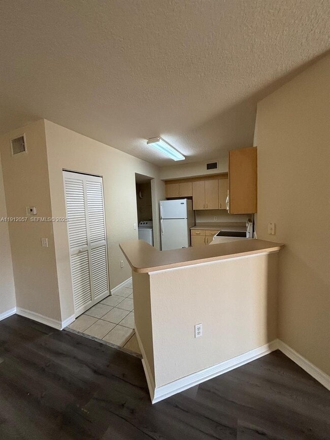 Photo - 8261 SW 25th Ct Unit 102