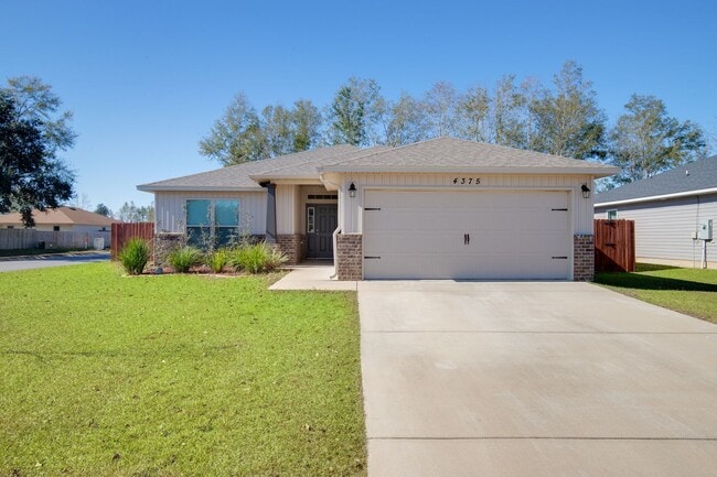 Corner Lot & Fenced 4/2 Ready for Move In!... - Corner Lot & Fenced 4/2 Ready for Move In!... House