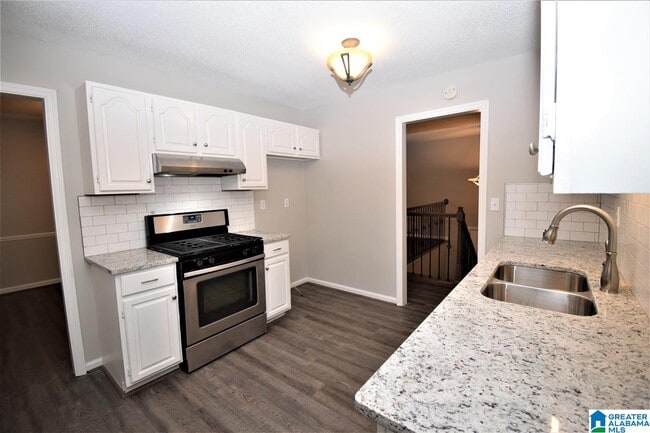 Photo - 228 Russet Woods Dr