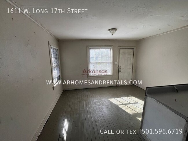 Photo - 1611 W Long 17th St