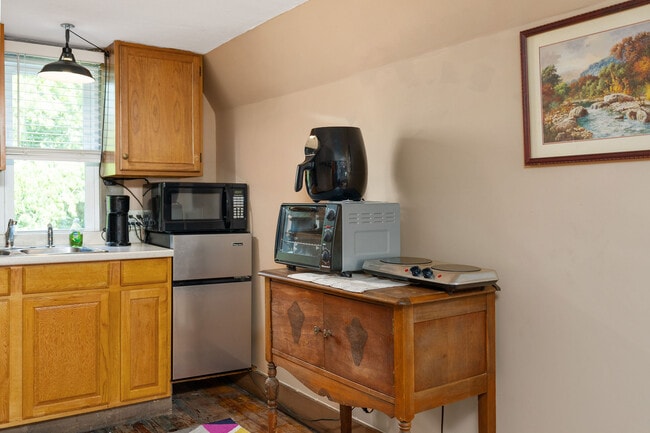 Photo - 816 Prince St Unidad 1875 ca 1 room
