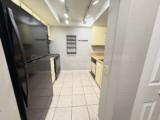 Photo - 14091 E Tufts Dr Unit E9