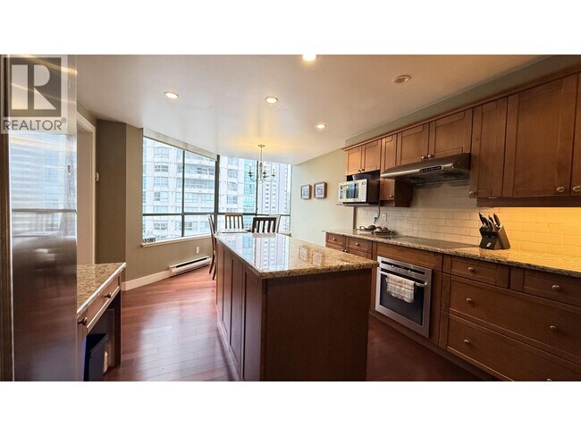 Photo - 738 Broughton St Unit 1002