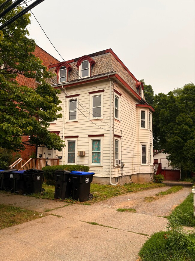 Photo - 86 S Hamilton St Unit 3