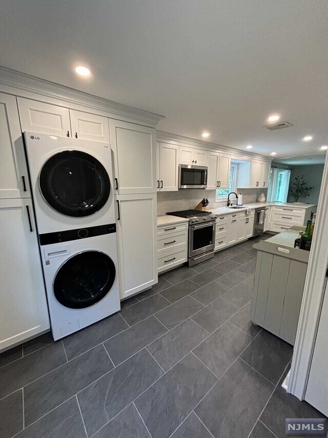 15 Brearly Crescent House House Rental in Waldwick, NJ