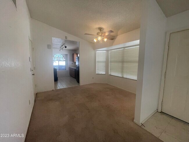 Photo - 2915 E Amber Ridge Way