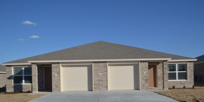 Photo - 1713 Clovis Dr Apartment Unit B 1713