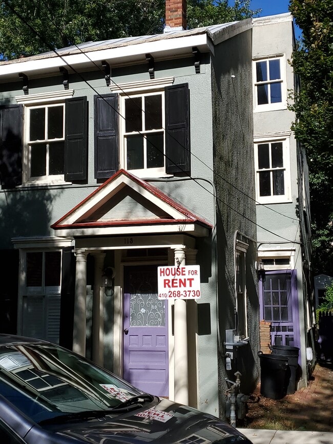 Photo - 113 Charles St