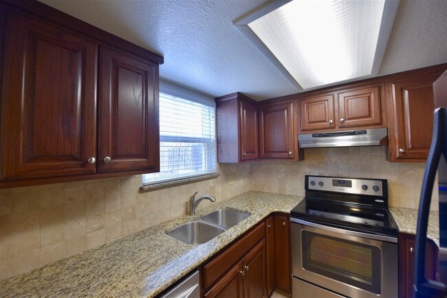 Photo - 113 B Rhonda Dr