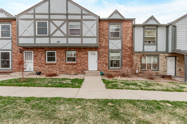 Photo - Lovely Three bed / Two bath for rent Unit 10