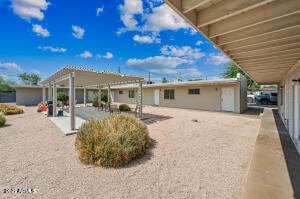 Building Photo - 3949 E Earll Dr Unit 2