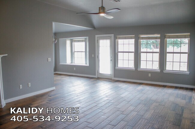 Photo - 21925 Homesteaders Rd