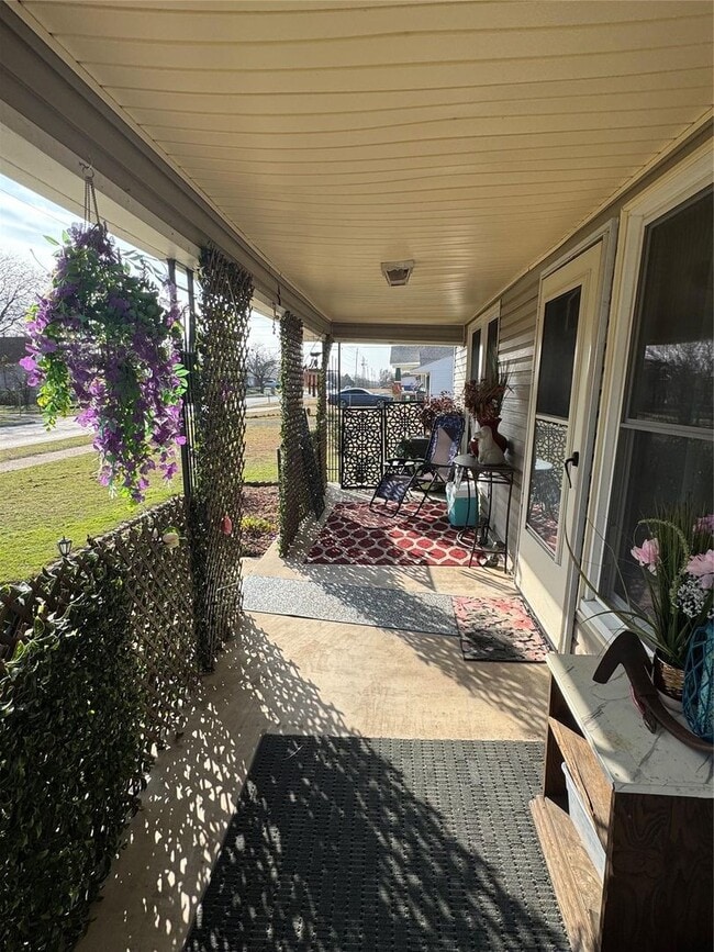 Photo - Three Bedroom For Rent $950/Month