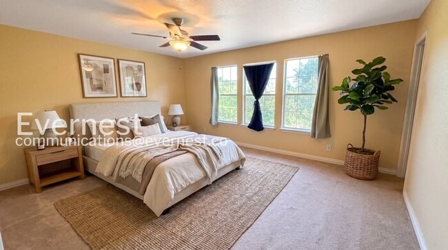 3854 Cherokee Blvd